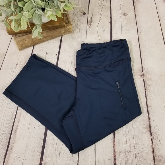 Athleta Pants - Athleta Dark Teal Capri leggings size small